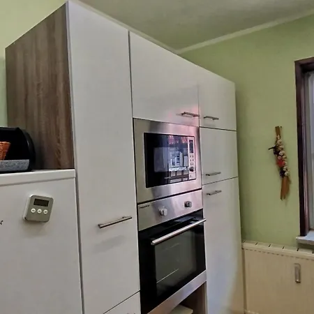 Scheels Apartament