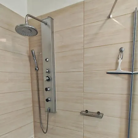 Scheels Apartament *